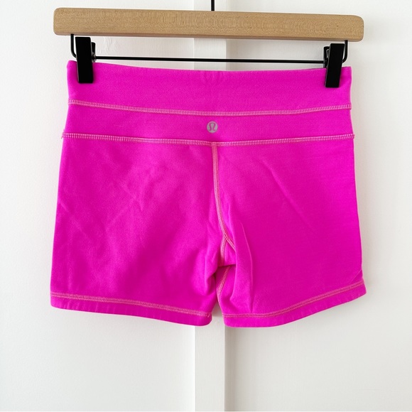 LULULEMON reverse groove bike short pink & black - Picture 8 of 8